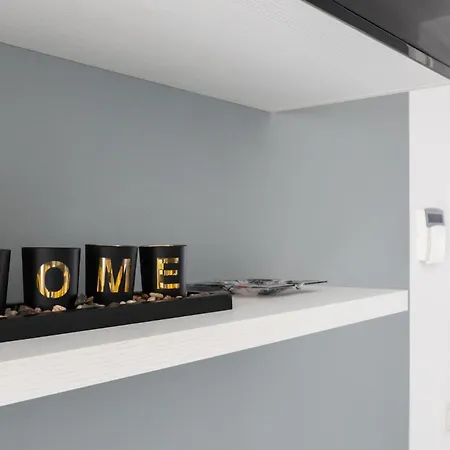 Bisceglie Mm Balcony King アパート