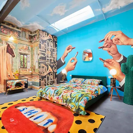 Super Cool Design Loft In Apartment Milan