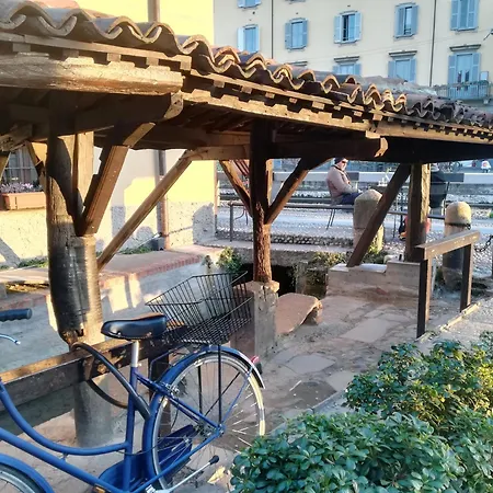 Casa Navigli Lovely Flat شقة