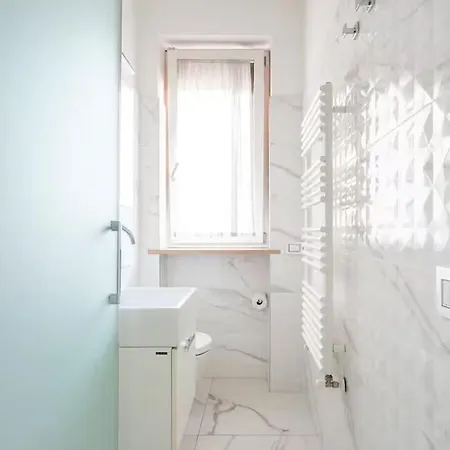 Arrivasti Stays-piede-a-terre In Centre Milan