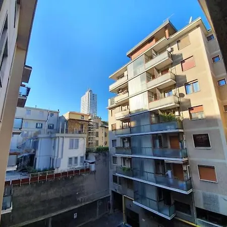 Arrivasti Stays-piede-a-terre In Centre Appartement Milan