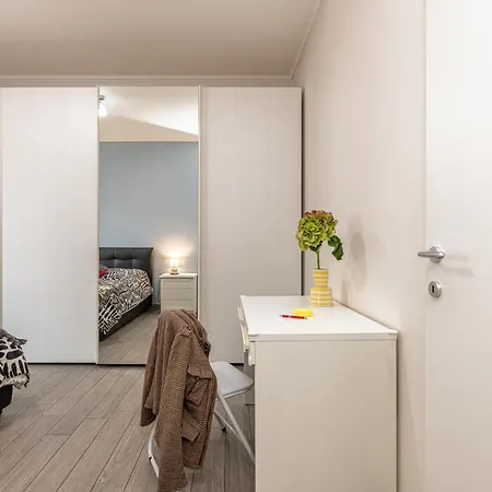 Brand New And Close To Downtown! Apartment *