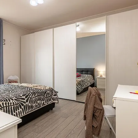 Brand New And Close To Downtown! Mailand