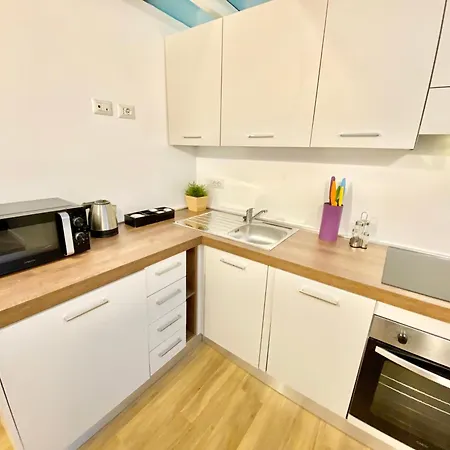 Апартаменты Loft 20 Minuti Dal Duomo - Moderno E Accogliente