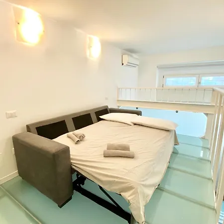 Lejlighed Loft 20 Minuti Dal Duomo - Moderno E Accogliente *