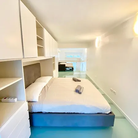 Apartment Loft 20 Minuti Dal Duomo - Moderno E Accogliente *