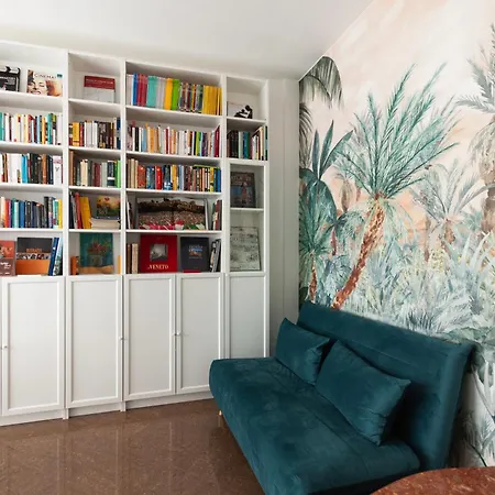 Youhosty - Paul Valery Bis * Милан