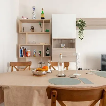 Apartment Modern Near Rogoredo Milan