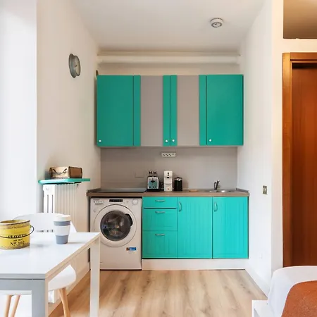 Enzo Flexyrent * Milaan