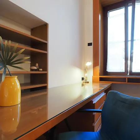 Lägenhet Primopiano - Meda 38 Milano