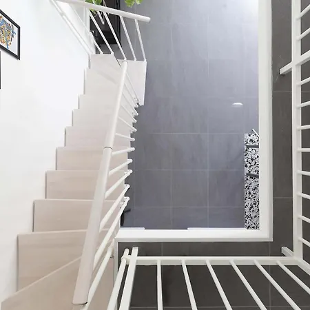 公寓 Titolivio13 *