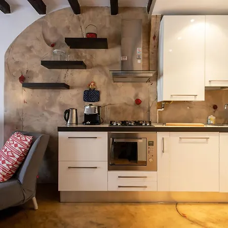 Paoli By Halldis Milan