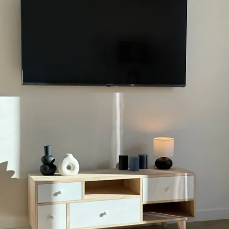 Bollicina - Free Parking, Ac & Balcony Appartement Milaan