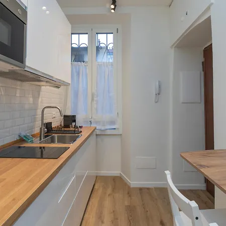 I Host - Pomponazzi Rosa Lägenhet *