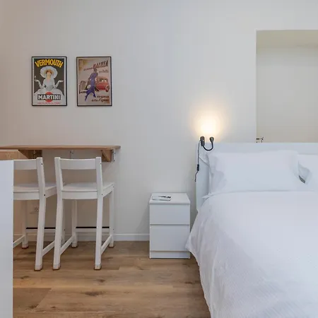 I Host - Pomponazzi Rosa