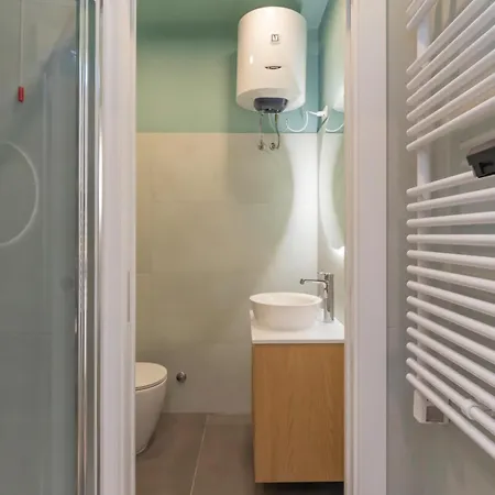 I Host - Pomponazzi Rosa *