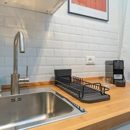 I Host - Pomponazzi Rosa Lägenhet