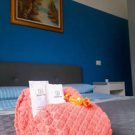 Pensión -l' Oasi Del Turista, 3- Station Milán