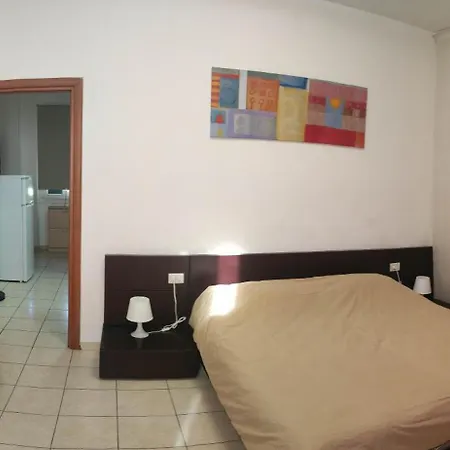 Bilocale Zona Ieo Apartament Mediolan