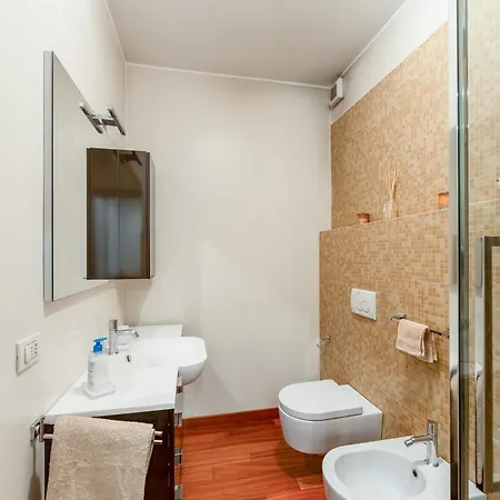 Elegant - Brera Moscova Duomo * מילאנו