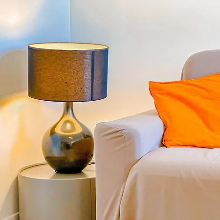 Ariberto Panoramica - 8 Min Da Duomo Lägenhet *