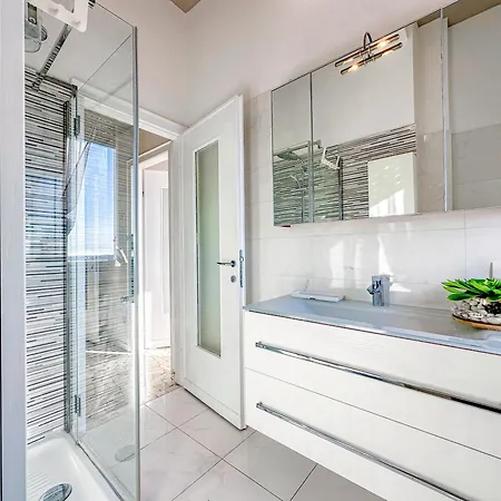 Ariberto Suite Panoramica - 8 Min Da Duomo شقة ميلان