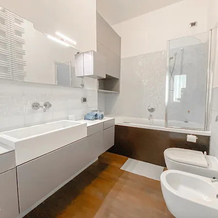 Apartment Mac Mahon Milan