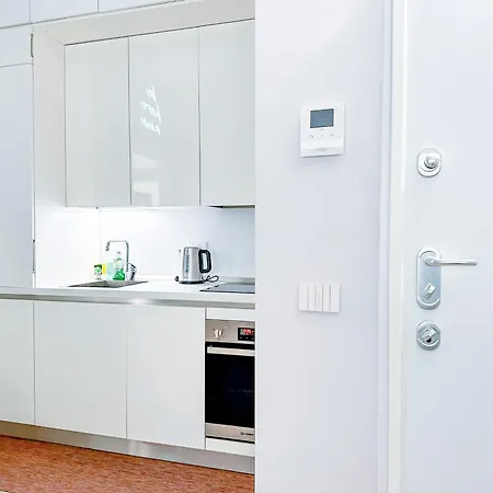 Guesthost - Cozy Flat In Darsena Close To Navigli *
