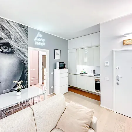 Guesthost - Cozy Flat In Darsena Close To Navigli