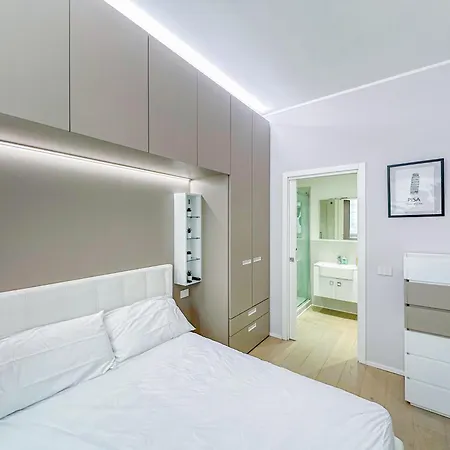Guesthost - Cozy Flat In Darsena Close To Navigli