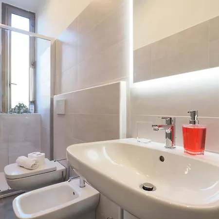 Primopiano - Certosa 105 Apartman *