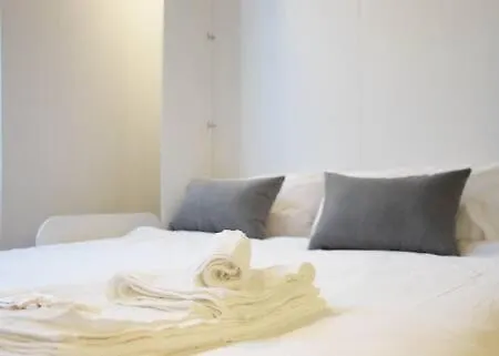 Apartment Piazza 5 Giornate Milan