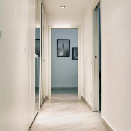 Wonderful Near Station - Daniele *