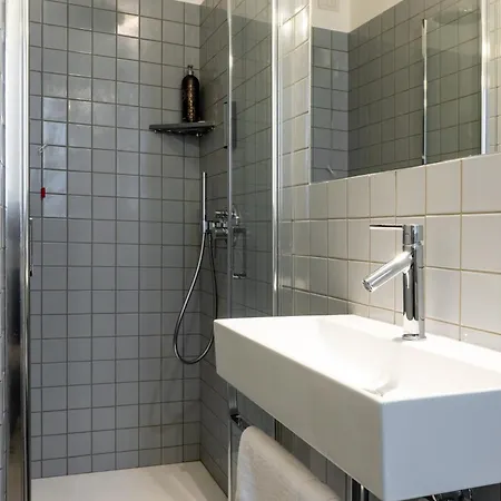 アパート New Flat In The Heart Of Navigli ミラノ