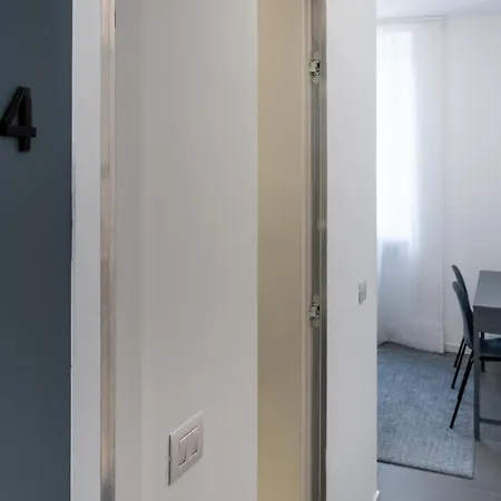 Fiorenti - New Flat In The Heart Of Navigli * Milano
