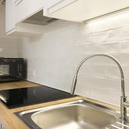 Appartement Gioia - Sopra La Metro Sondrio Milaan