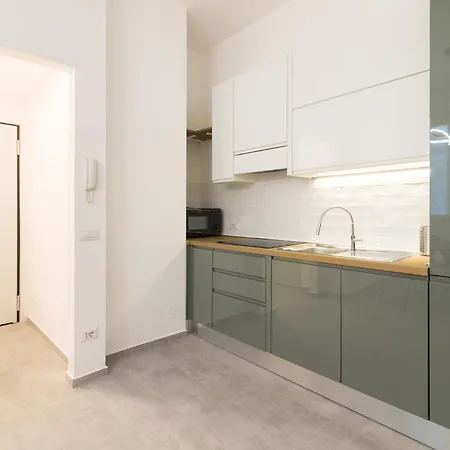 Appartement Gioia - Sopra La Metro Sondrio Milaan