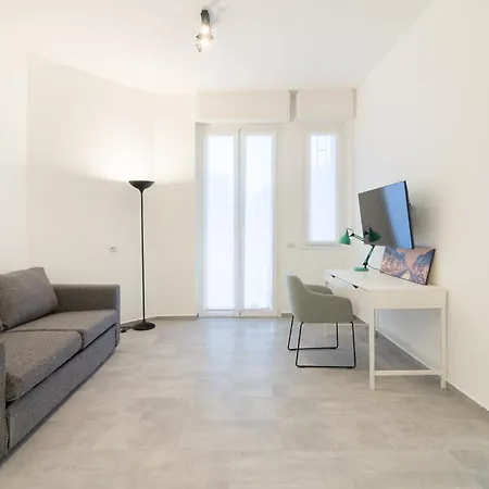Appartement Gioia - Sopra La Metro Sondrio Milaan