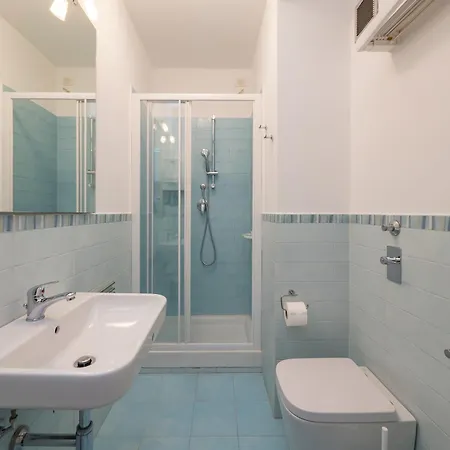 Italstay - Bramante Newly Refurbished Flat شقة