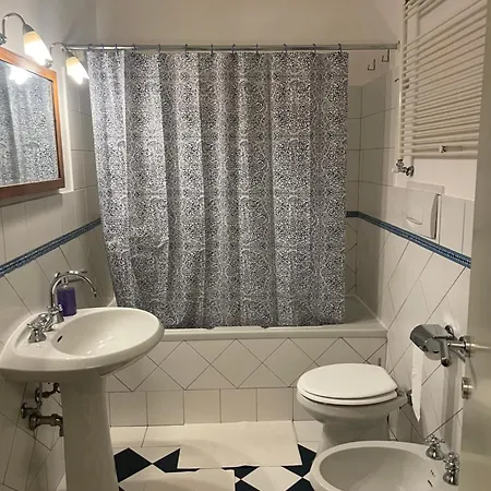 Casa Di Ringhiera Milanese Апартаменты