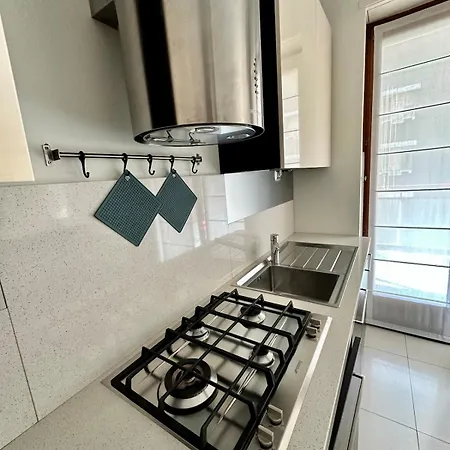 Casa Adeore * מילאנו