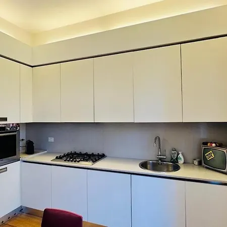 Apartment Near Station , In The Heart Of Nolo, Cozy And Quiet, 3rd Floor Without A Lift *