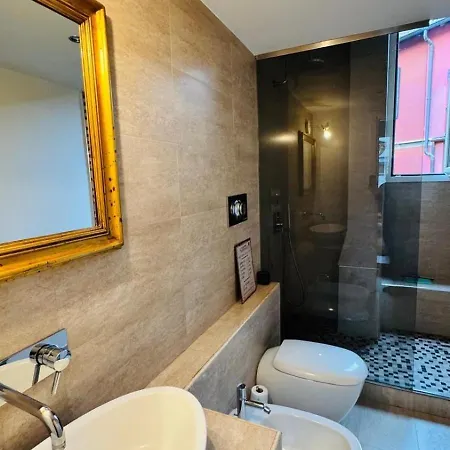 Near Station , In The Heart Of Nolo, Cozy And Quiet, 3rd Floor Without A Lift Apartment *