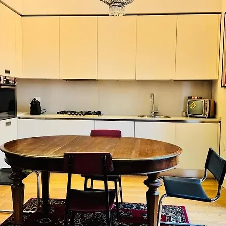 Apartment Near Station , In The Heart Of Nolo, Cozy And Quiet, 3rd Floor Without A Lift Milan