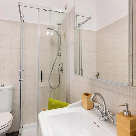 Apartment Navigli Ultimo Piano *