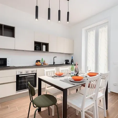 Apartment I San Siro I Steps To Metro, Ac & Free Wifi Mailand