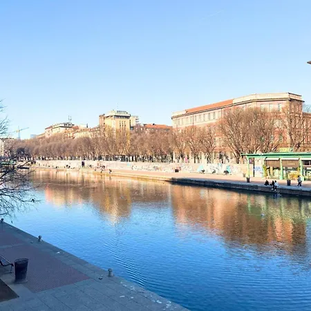 Apartment Darsena Milan