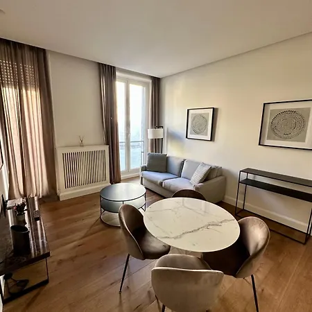 Casa Della Borsa - B