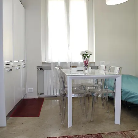 Porta Venezia - Downtown Apartment