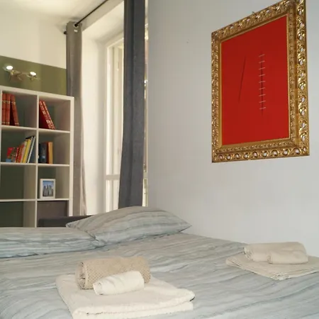 Navigli-darsena In The Heart Of The Apartment *